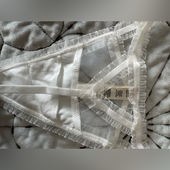 NWT white lace “mrs” thong - Picture 3 of 11